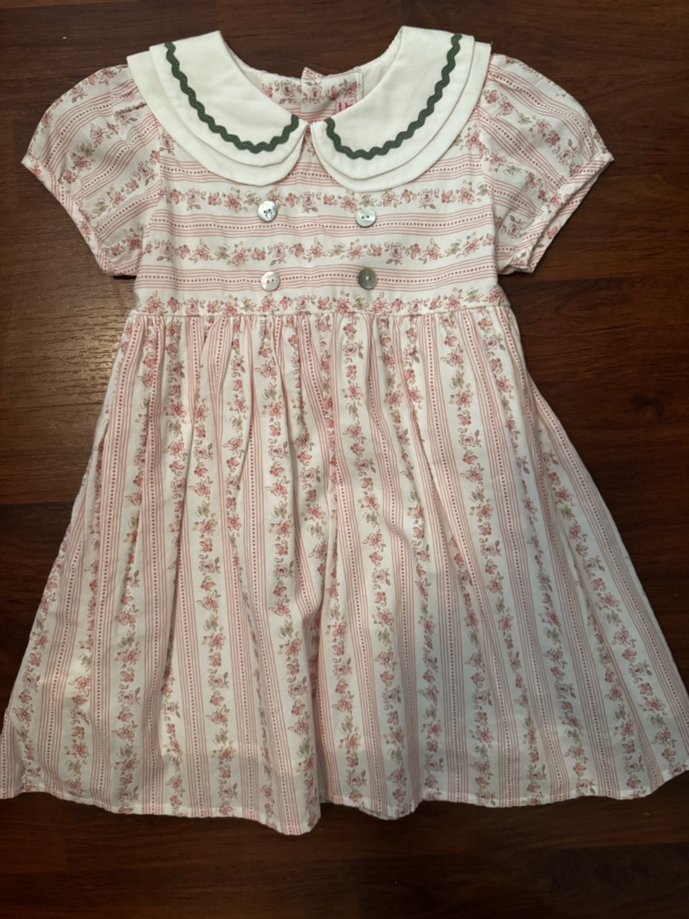 La Coqueta Floral Peter Pan Collar Dress